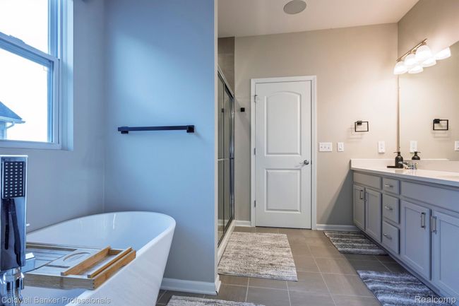 spacious en suite | Image 26
