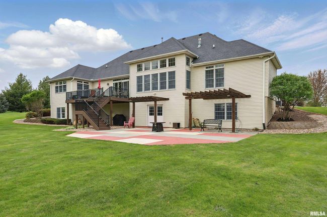 2139 Cromwell Cir, House other with 5 bedrooms, 5 bathrooms and null parking in Davenport IA | Image 36