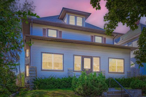 1118 Marshall Ave, Saint Paul, MN, 55104-6433 | Card Image