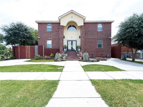 2033 Basie Dr, Marrero, LA, 70072-4608 | Card Image