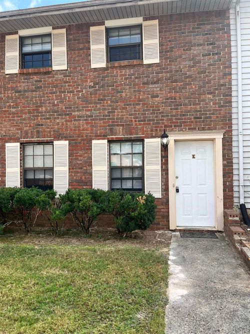 9e-6354 Shannon Pkwy, Union City, GA, 30291-2416 | Card Image