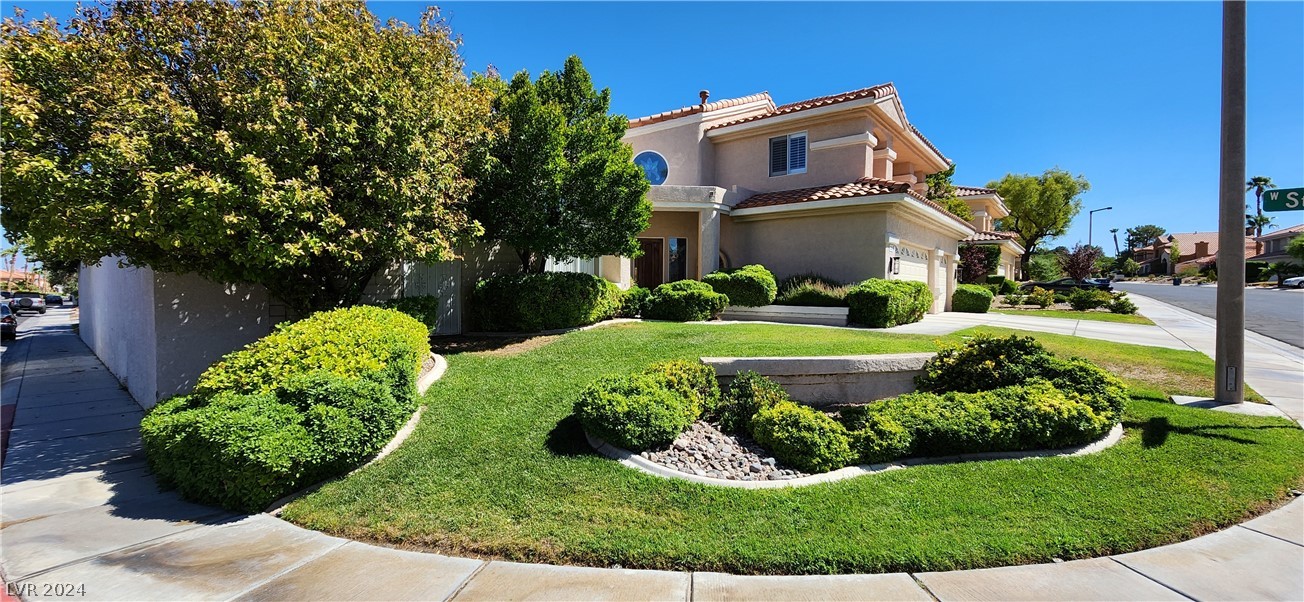 Delina Dr, Las Vegas, NV 89134