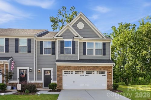 6315 Ashton Park Dr, Denver, NC, 28037-0779 | Card Image