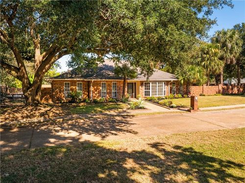 4704 Whitefield Blvd, Alexandria, LA, 71303-2625 | Card Image