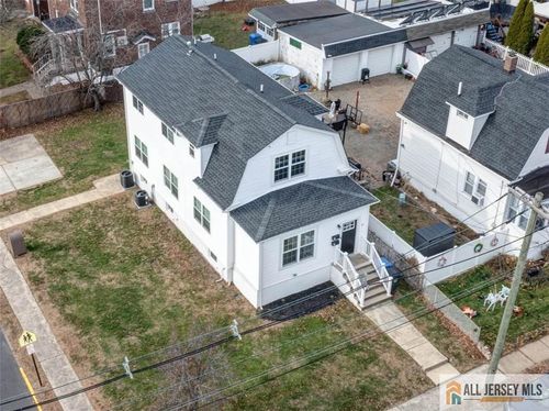 27 2nd St, Fords, NJ, 08863-1646 | Card Image