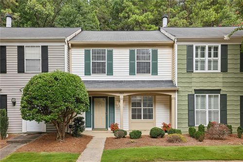2906 Queen Anne Ct, Sandy Springs, GA, 30350-6303 | Card Image