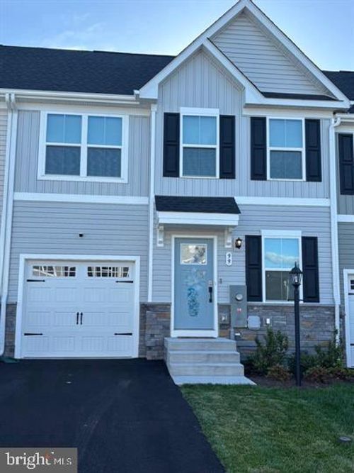 99 Bibury St, MARTINSBURG, WV, 25405-4306 | Card Image