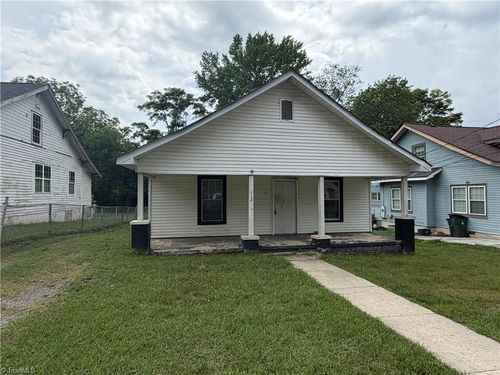 112 Hobbs Avenue, Thomasville, NC, 27360 | Card Image