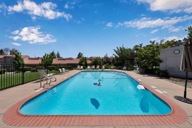 135 Calle Larga, Townhouse with 3 bedrooms, 3 bathrooms and 2 parking in Los Gatos CA | Image 60