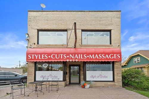 6425 W Burleigh Street, Milwaukee, WI, 53210 | Card Image