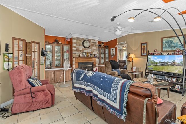 4981 171 St Ct, House other with 3 bedrooms, 2 bathrooms and 5 parking in Dunnellon FL | Image 8