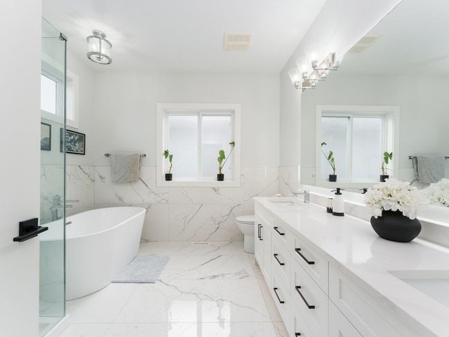 11120 241a St, House other with 5 bedrooms, 5 bathrooms and 4 parking in Maple Ridge BC | Image 17