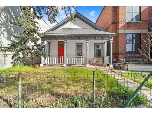 2322 Arapahoe St, Denver, CO, 80205-2613 | Card Image