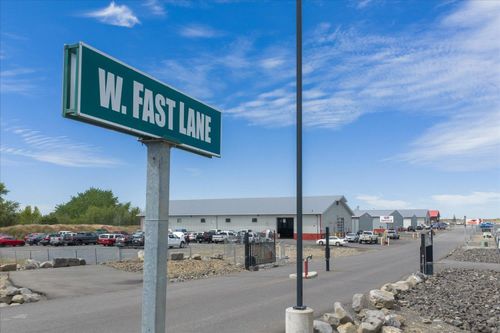 10915 W Fast Lane Rd, Airway Heights, WA, 99001 | Card Image