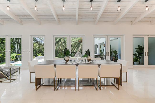 7233 Los Pinos Blvd, House other with 5 bedrooms, 6 bathrooms and null parking in Coral Gables FL | Image 15