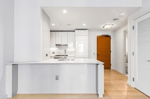 apt-532-135 Seaport Blvd, Boston, MA, 02210-2710 | Card Image