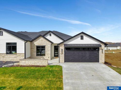1619 S 93rd St, Lincoln, NE, 68520-1524 | Card Image