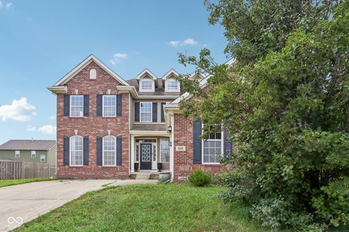 818 Declaration Dr, Pittsboro, IN, 46167-8833 | Card Image