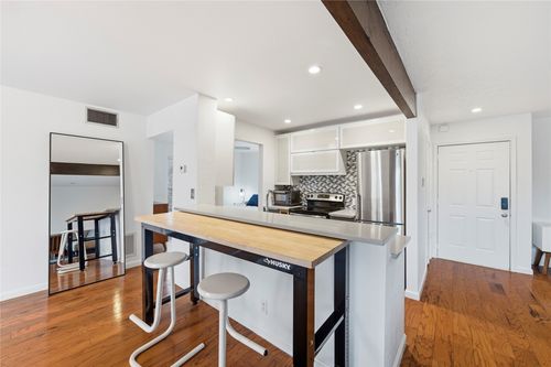 311-4837 Cedar Springs Rd, Dallas, TX, 75219-1252 | Card Image