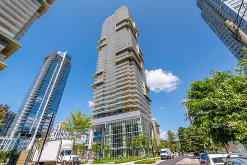 3805-6383 Mckay Ave, Burnaby, BC, V5H0H8 | Card Image