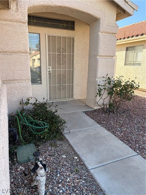 7849 March Brown Ave, Las Vegas, NV, 89149-5187 | Card Image