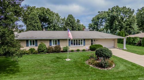 18 Fairfield Dr, Brownsburg, IN, 46112-1914 | Card Image