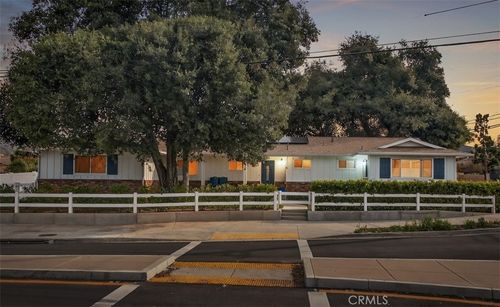 13689 Bryant St, Yucaipa, CA, 92399 | Card Image