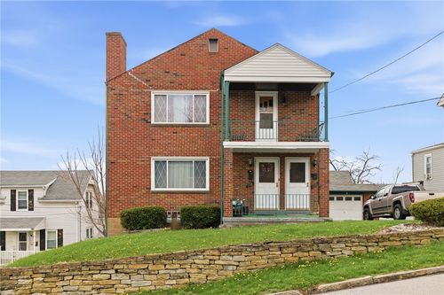 158-156-158 Sceneridge Ave, Brentwood, PA, 15227-2738 | Card Image