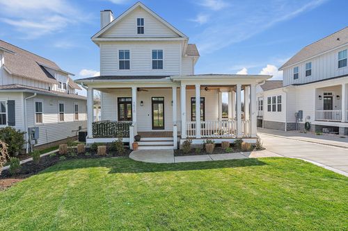 1510 E Stewarts Ln, Nashville, TN, 37218-2508 | Card Image