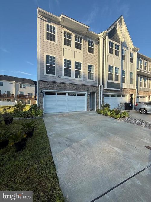 3715 Allington Ct, Fredericksburg, VA, 22408-9636 | Card Image