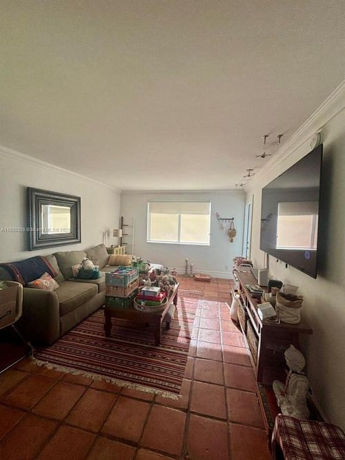 apt-201-240 Galen Dr, Key Biscayne, FL, 33149-2114 | Card Image