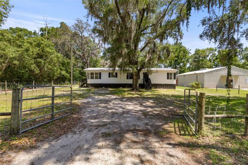 470 School St, BRONSON, FL, 32621-6425 | Card Image