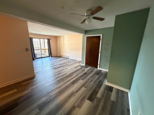 apt-203-1088 Dover Rd, Epsom, NH, 03234-4942 | Card Image