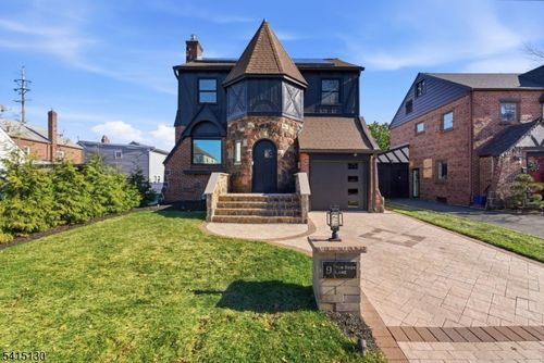 9 New Brier Ln, Clifton, NJ, 07012-1907 | Card Image