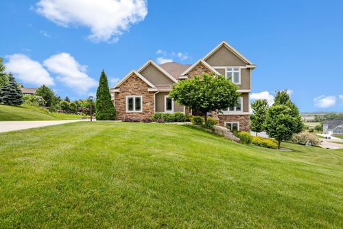 3403 Whistling Wind Way, Windsor, WI, 53590 | Card Image