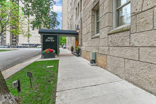 apt-2d-5000 S East End Ave, Chicago, IL, 60615-3179 | Card Image