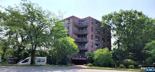 1450 Palisade, Fort Lee, NJ, 07024 | Card Image