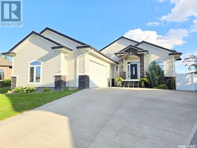 5 Cedar Pl, House other with 4 bedrooms, 3 bathrooms and null parking in Outlook SK | Image 1