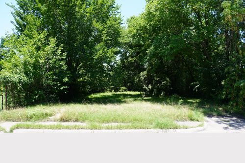 2521 Saint Clair Dr, Dallas, TX, 75215-5260 | Card Image