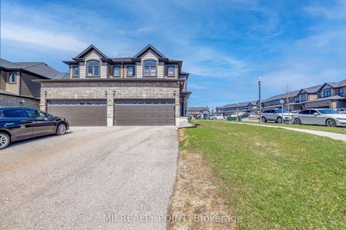 145 Links Crescent, Woodstock, ON, N4T0K7 | Card Image
