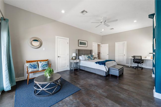Primary bedroom | Image 32