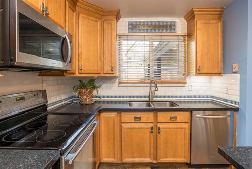 1-12101 Schmidt Cres, Maple Ridge, BC, V2X8A2 | Card Image