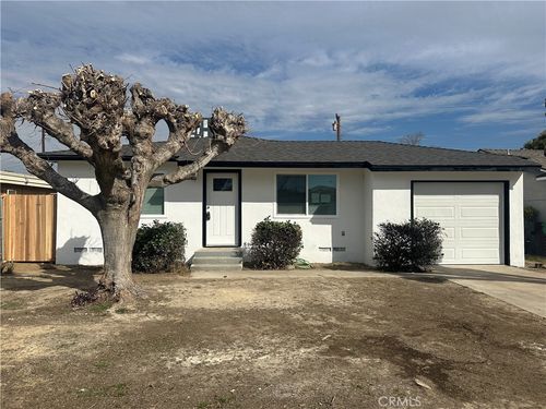 176 Rodriguez Ave, Shafter, CA, 93263-2608 | Card Image