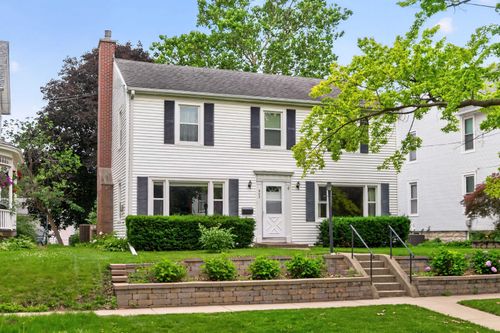 905 S Hennepin Ave, Dixon, IL, 61021-3647 | Card Image