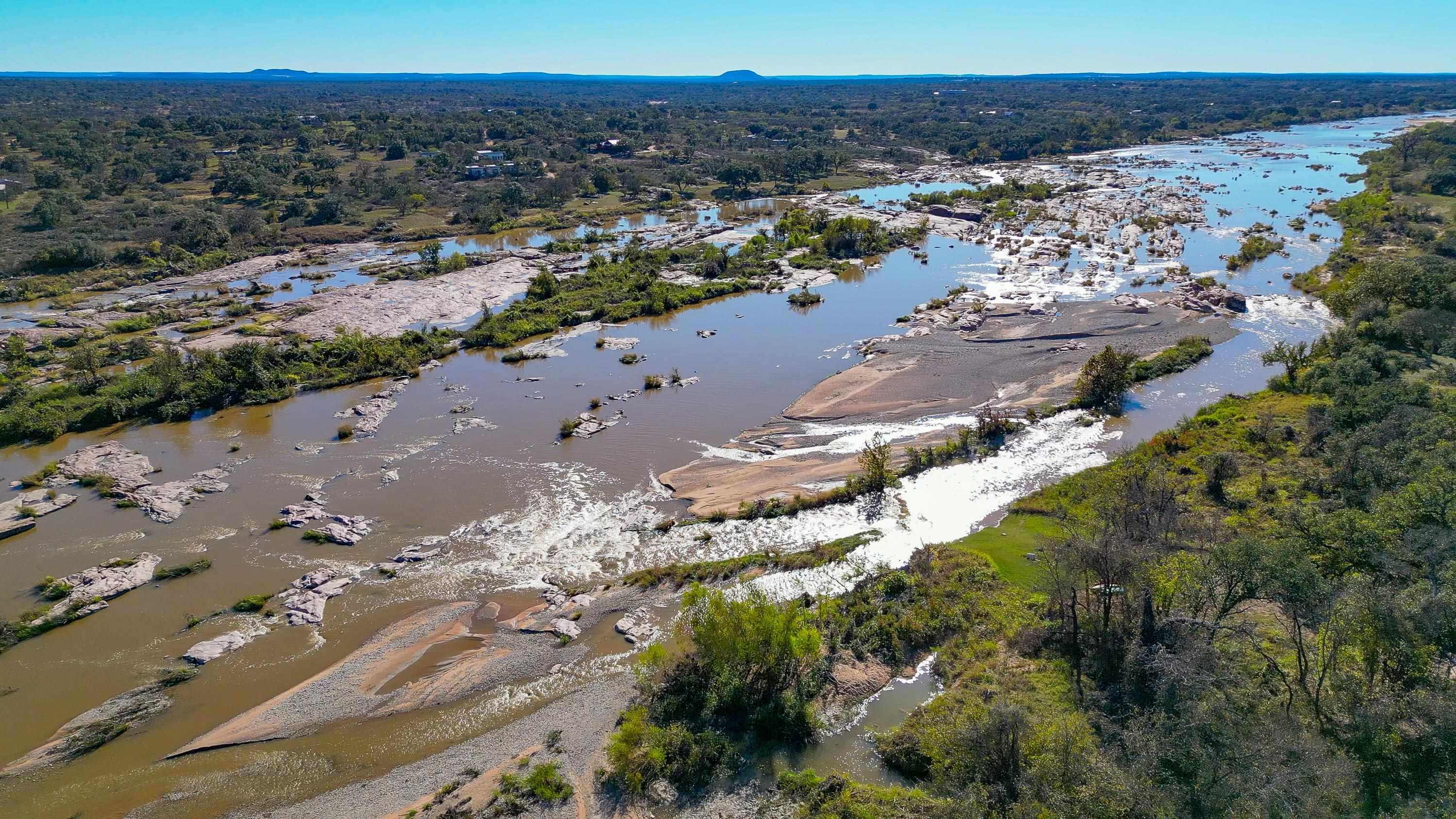 Land in Llano 3