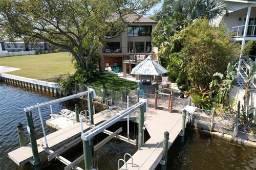 4035 N River View Ave, TAMPA, FL, 33607-6948 | Card Image
