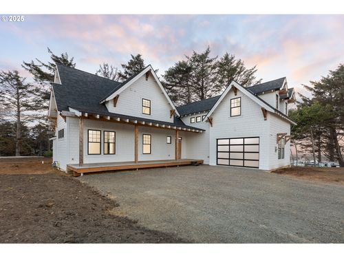 1938 Nw 40th St, Lincoln City, OR, 97367-4880 | Card Image