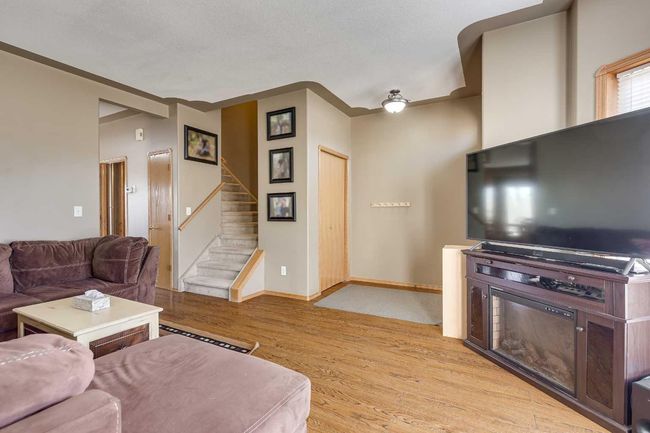 51 Abel Close, Townhouse with 4 bedrooms, 2 bathrooms and 2 parking in Red Deer AB | Image 8