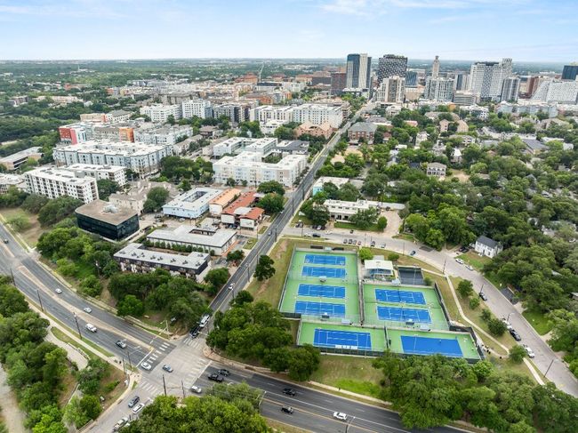 APT-303 - 711 W 26 Th St, Condo with 2 bedrooms, 2 bathrooms and 1 parking in Austin TX | Image 36