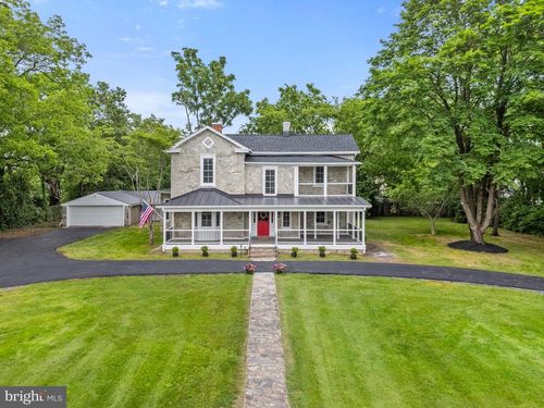 105 E Washington St, REMINGTON, VA, 22734-9659 | Card Image